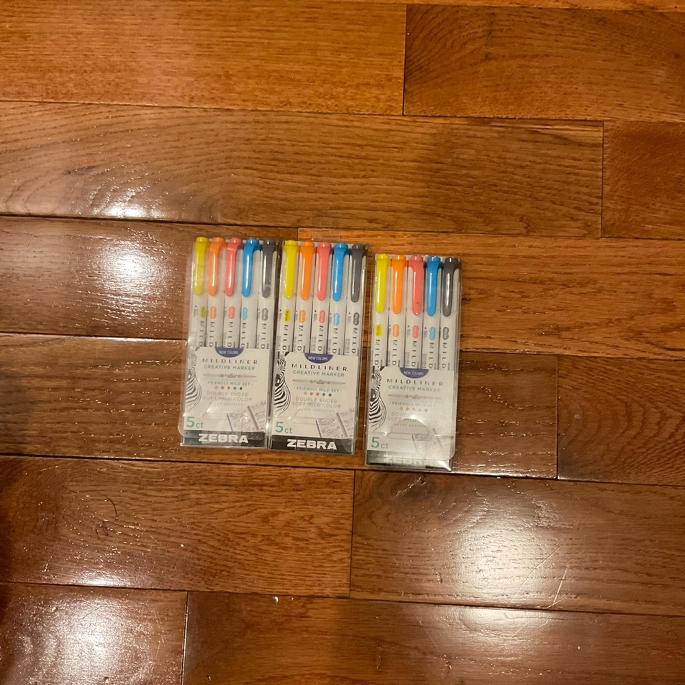 Zebra pen Mildliner marker